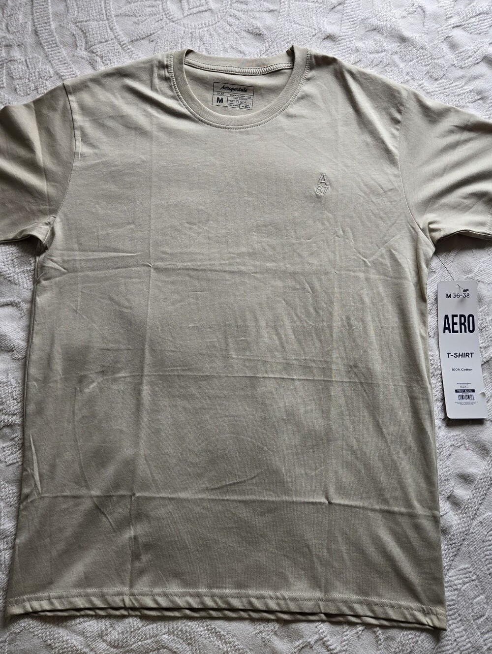 Aero Postale  Neutral Beige Crewneck T-Shirt - Men's Medium
